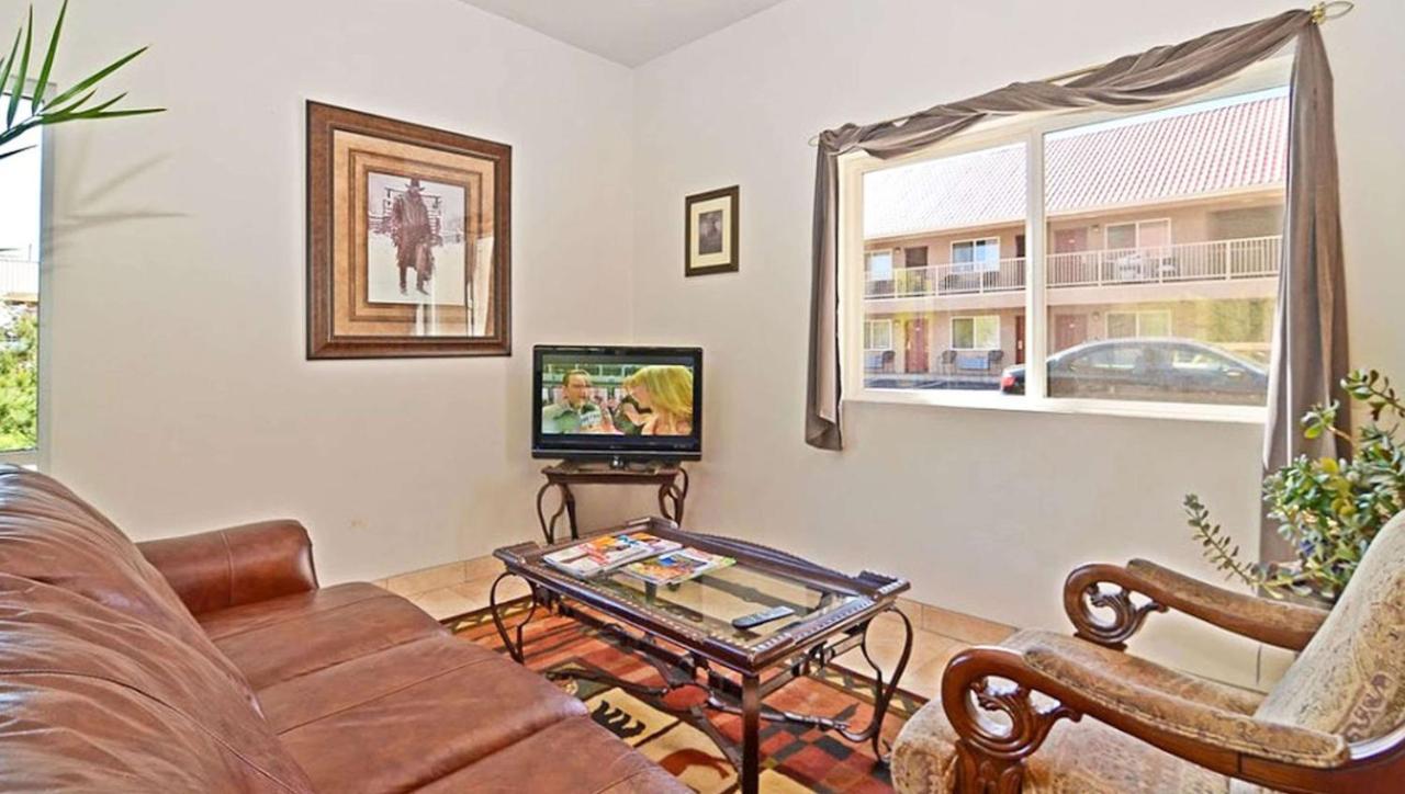Magnuson Hotel Manitou Springs Extérieur photo